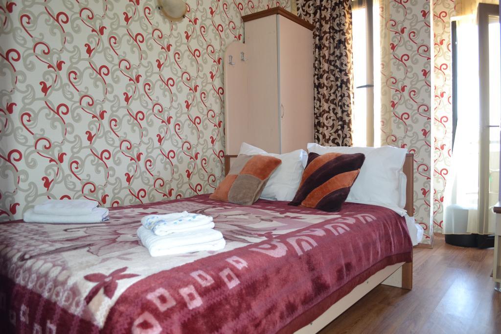Hotel Elite House บาทูมิ ภายนอก รูปภาพ